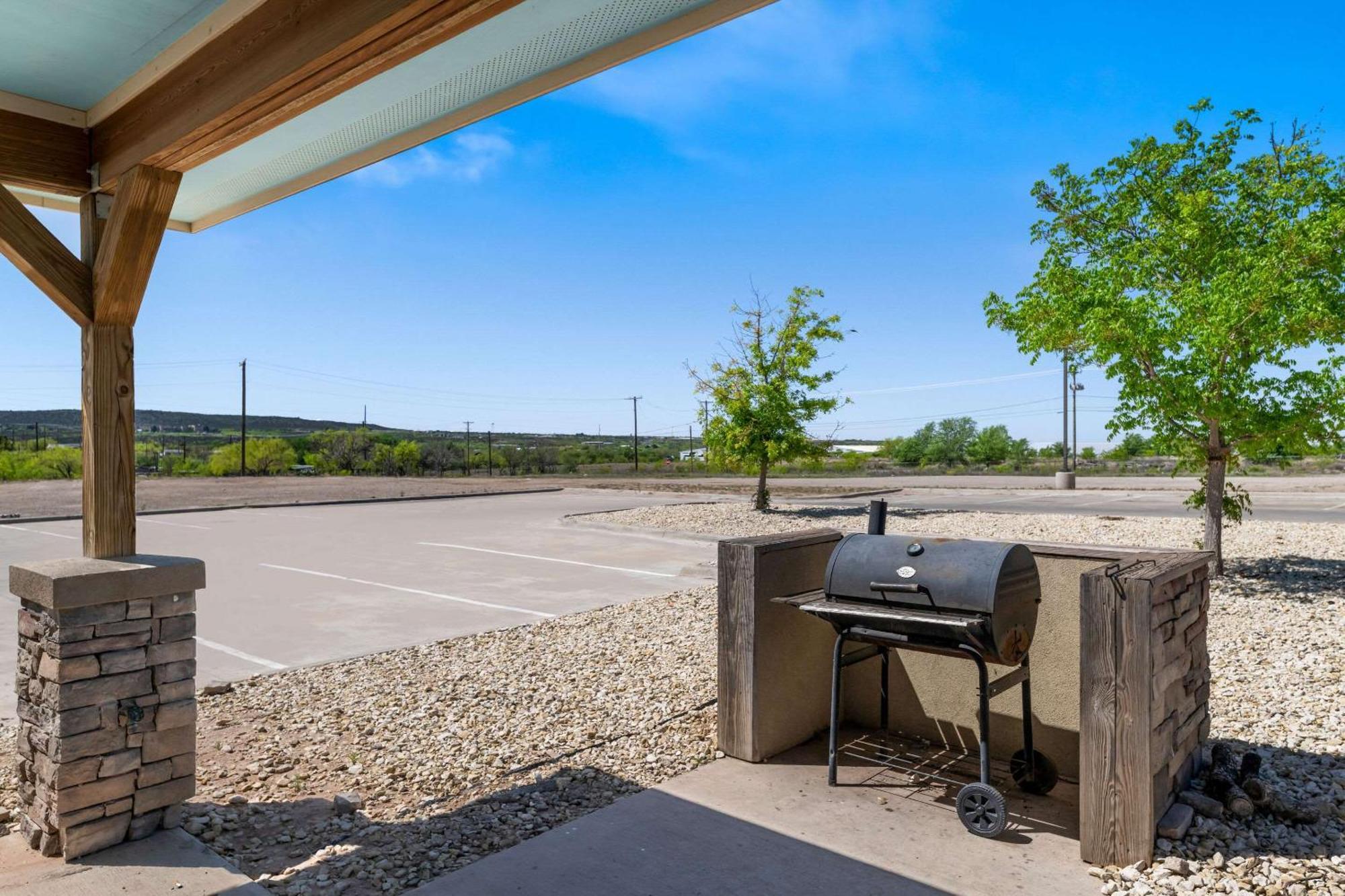 Quality Inn & Suites Big Spring Eksteriør bilde